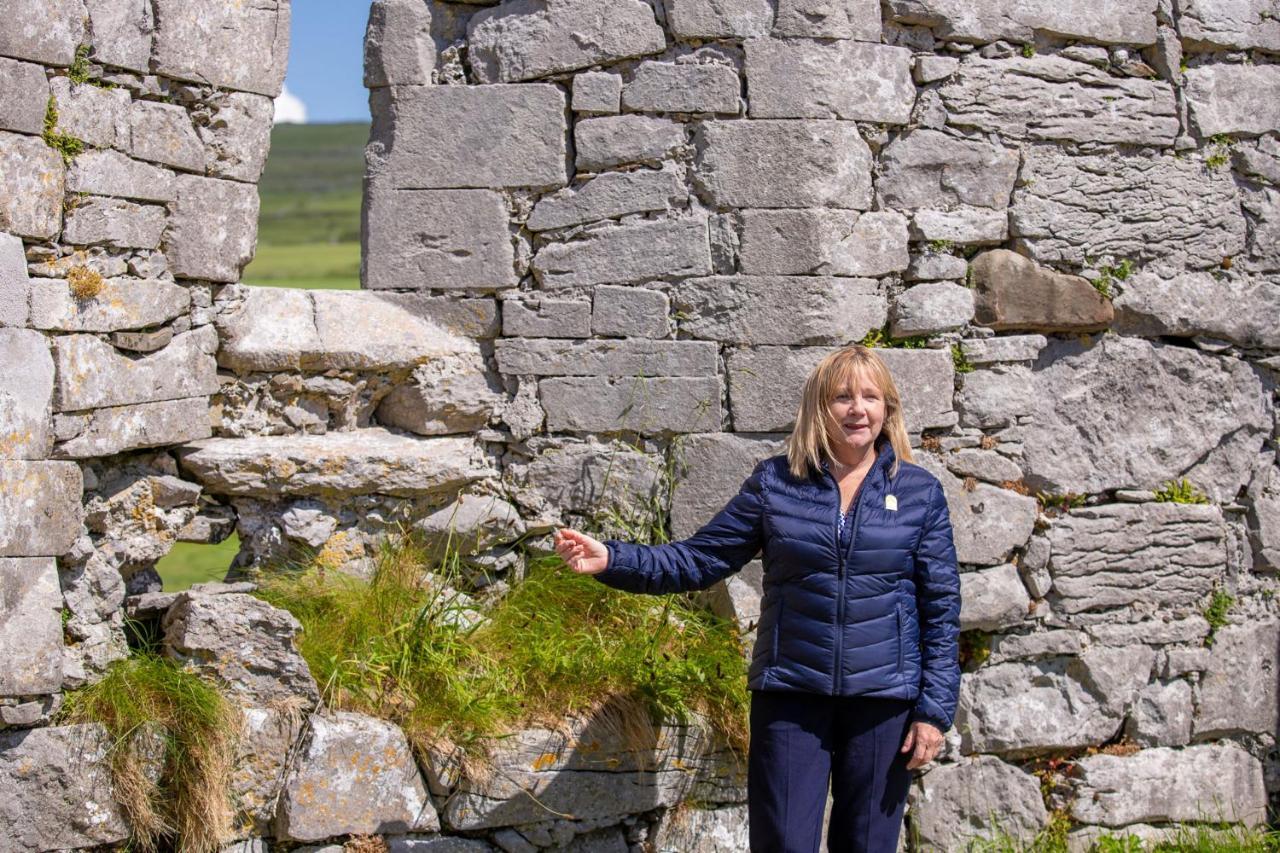 Into The Burren Hotel Murroogh Exterior foto