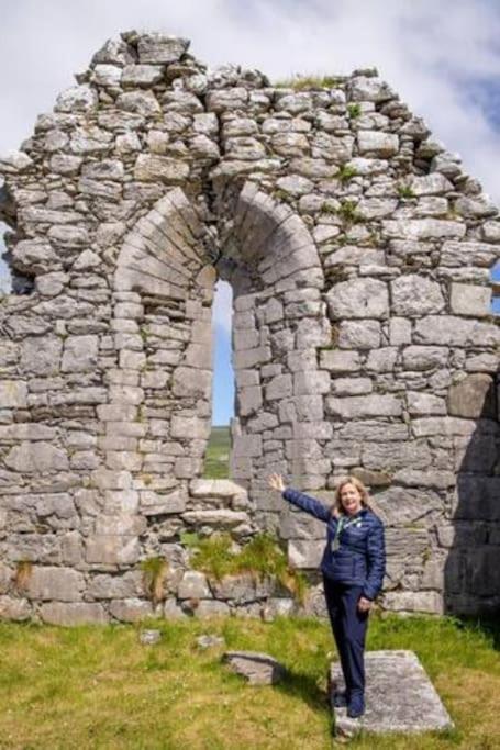 Into The Burren Hotel Murroogh Exterior foto