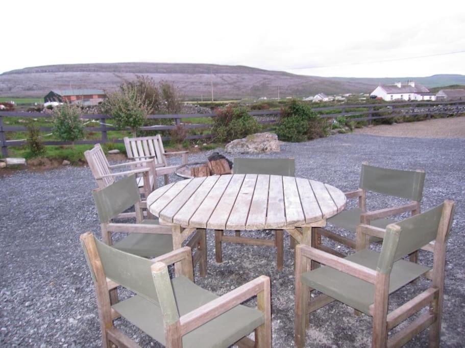 Into The Burren Hotel Murroogh Exterior foto